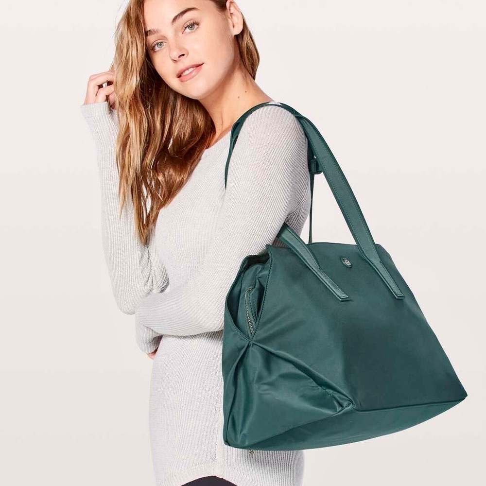 Lululemon Go Getter Bag teal